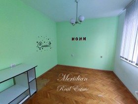 2 bedroom Tsentar, Dobrich 3