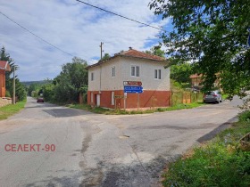 Продажба на имоти в с. Калотинци, област Перник - изображение 2 
