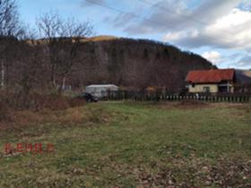 Продажба на имоти в с. Рибарица, област Ловеч — страница 4 - изображение 8 