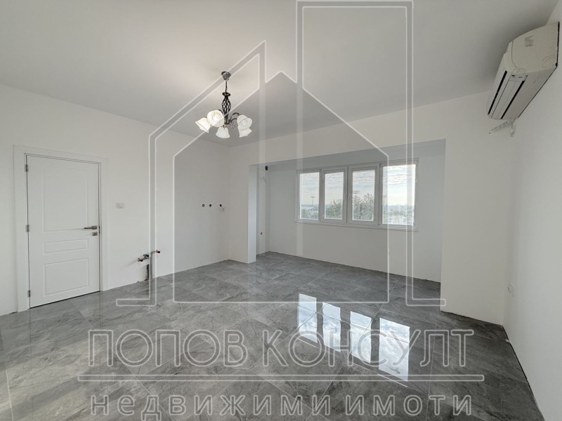 For Sale  1 bedroom Plovdiv , Komatevo , 45 sq.m | 62135554