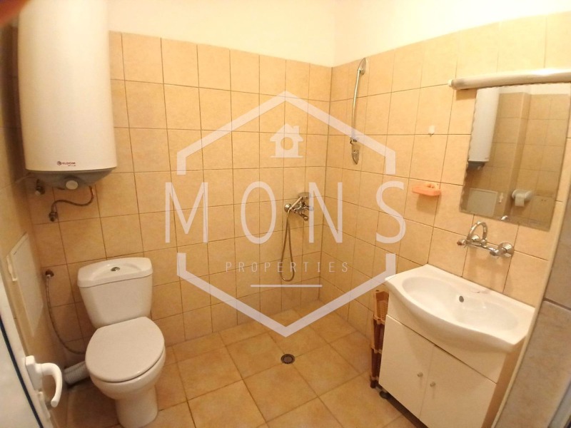 Продава 2-СТАЕН, гр. Велико Търново, Център, снимка 6 - Апартаменти - 52130087