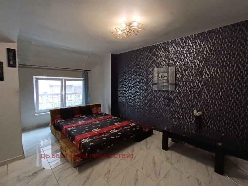 Продава  3-стаен град Варна , Лятно кино Тракия , 133 кв.м | 47817035 - изображение [2]