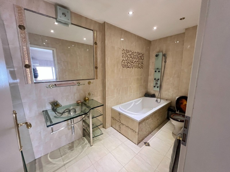 Продава  Многостаен град София , Център , 260 кв.м | 60338329 - изображение [9]