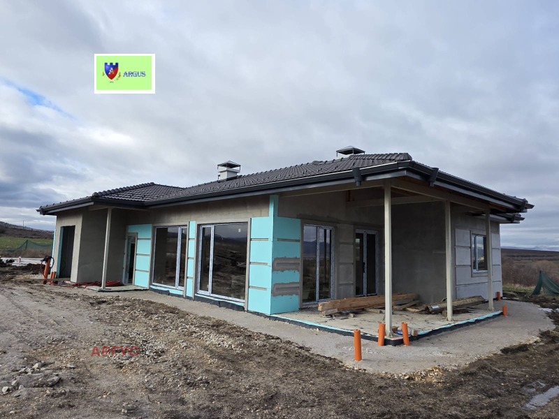 Продава КЪЩА, с. Храбърско, област София област, снимка 10 - Къщи - 53107171