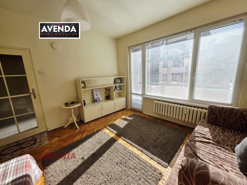 Продава 2-СТАЕН, гр. София, Оборище, снимка 3 - Апартаменти - 53913815