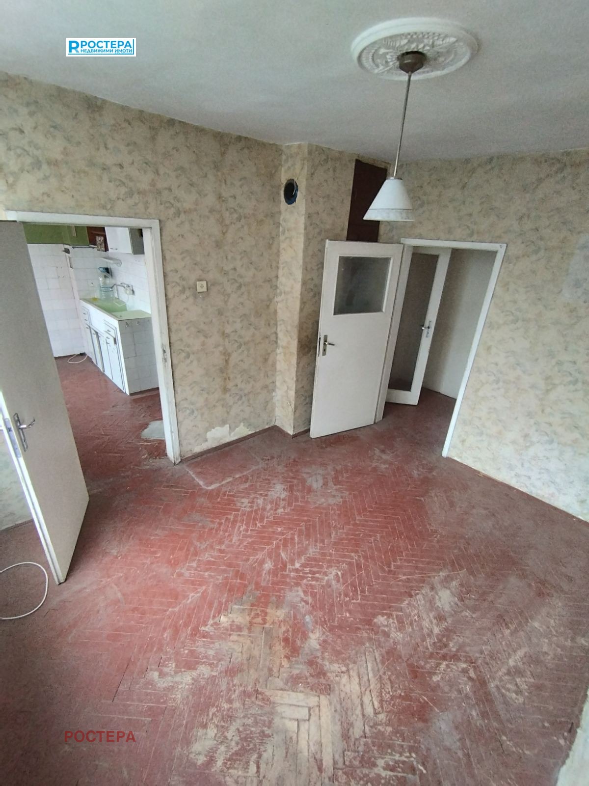 Продава МНОГОСТАЕН, гр. Търговище, Център, снимка 10 - Апартаменти - 56368382