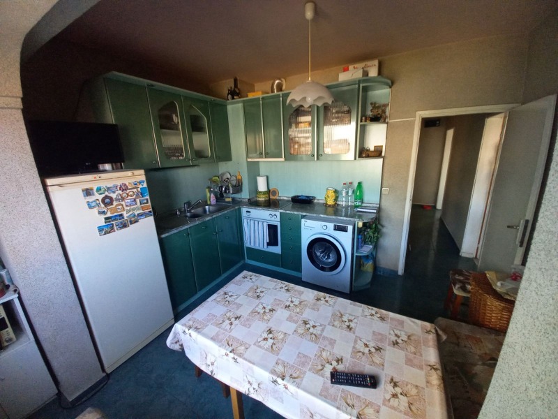 На продаж  1 спальня Шумен , Гривица , 64 кв.м | 97516372
