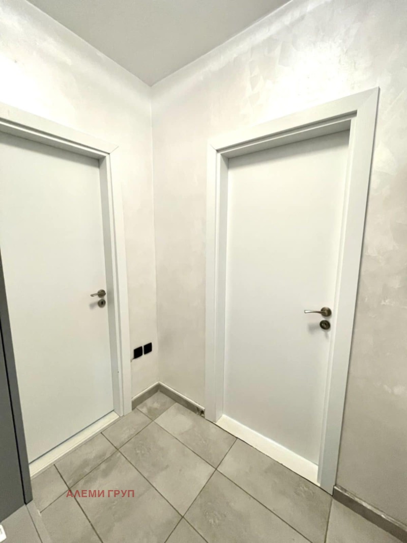 Продава  3-стаен град Варна , Владислав Варненчик 1 , 83 кв.м | 17146376 - изображение [10]