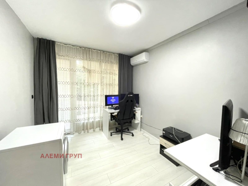 Продава  3-стаен град Варна , Владислав Варненчик 1 , 83 кв.м | 17146376 - изображение [7]