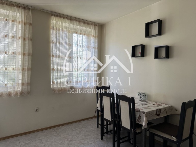 Продава  3-стаен град Благоевград , Широк център , 77 кв.м | 13685077