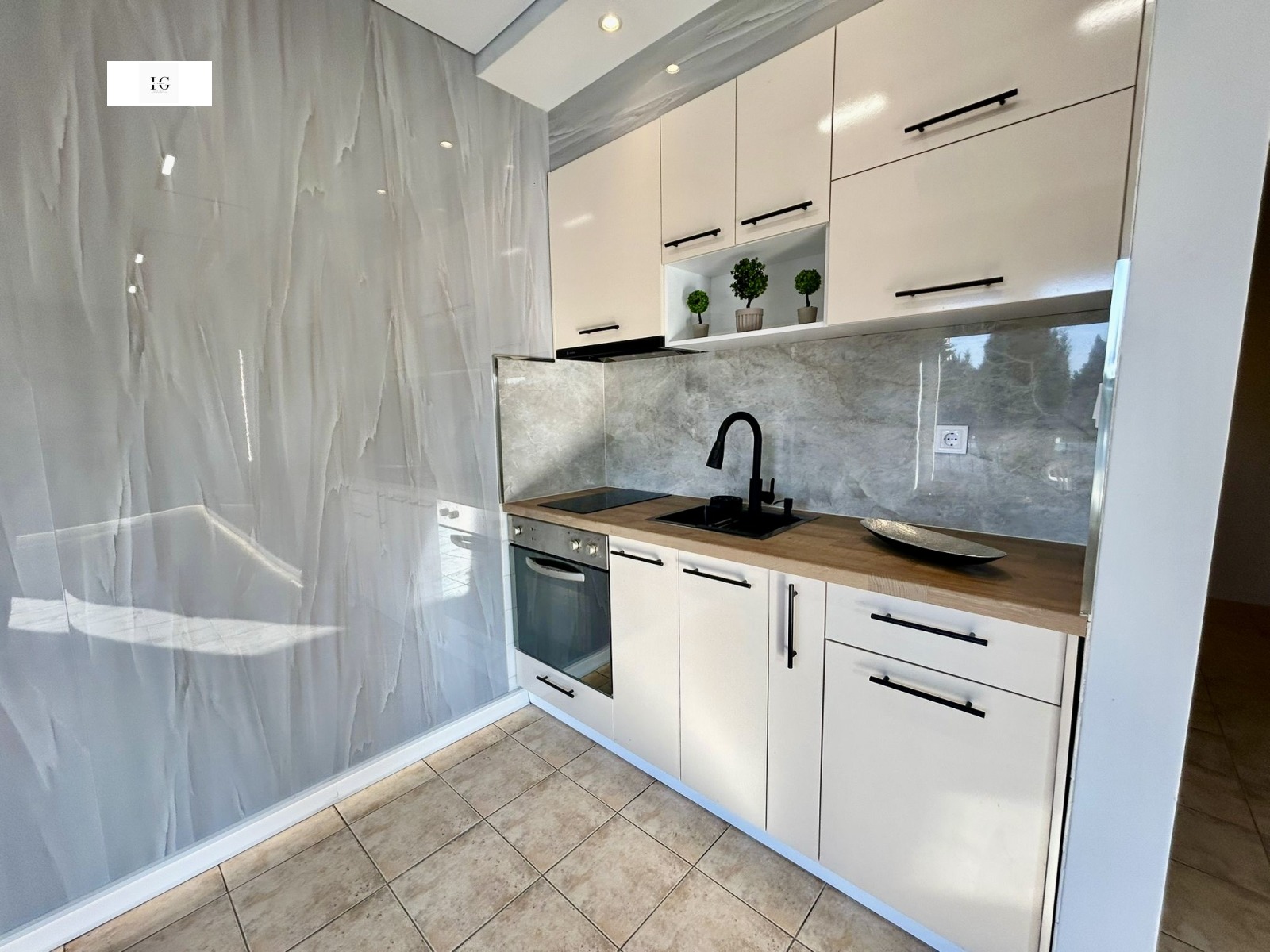 Продава 3-СТАЕН, гр. Свети Влас, област Бургас, снимка 2 - Апартаменти - 53973734