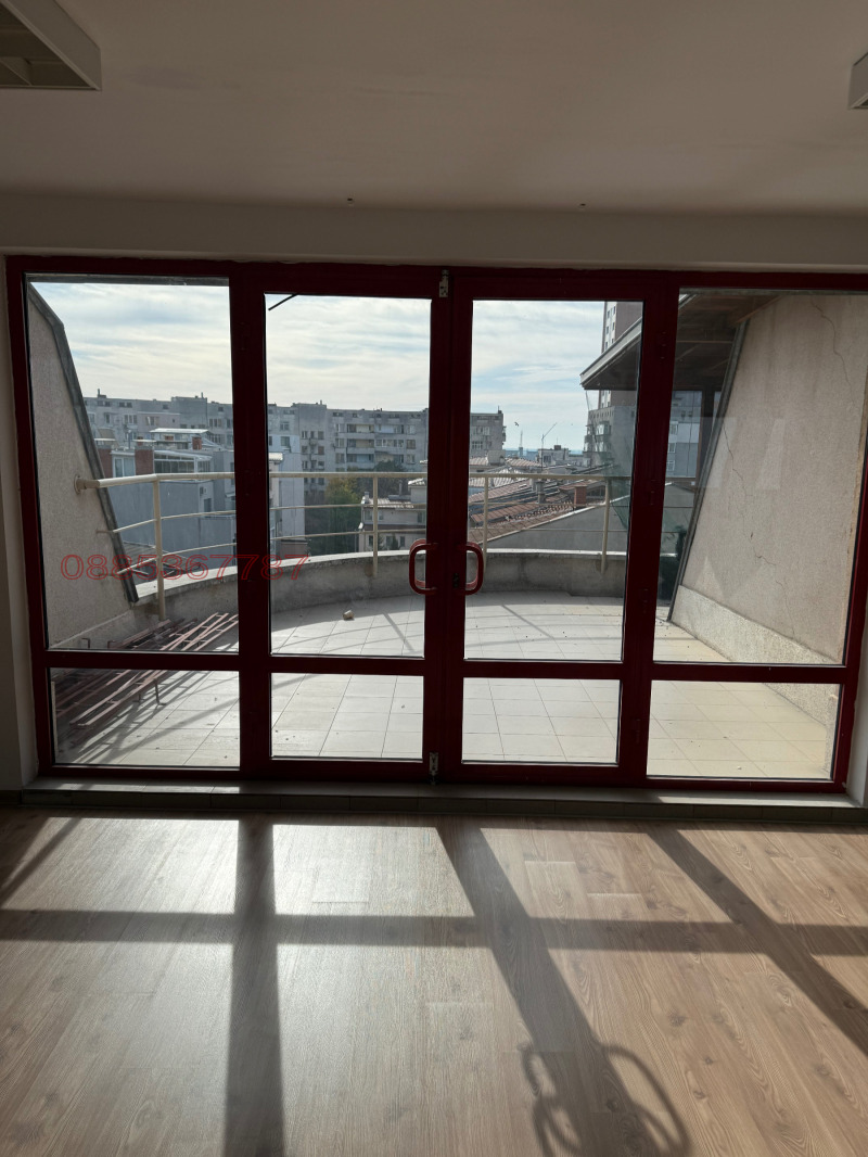 Продава ОФИС в град Стара Загора, Център - 140 кв.м / 200 000 € » 391 166.00 лв.