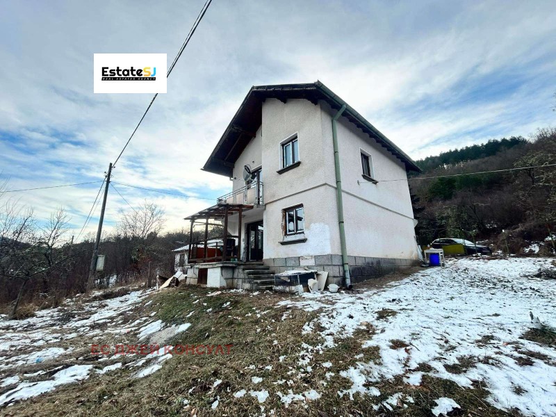 Продава КЪЩА в област Перник, с. Мрамор - 100 кв.м / 51 000 € » 99 747.33 лв., ЕС ДЖЕЙ КОНСУЛТ