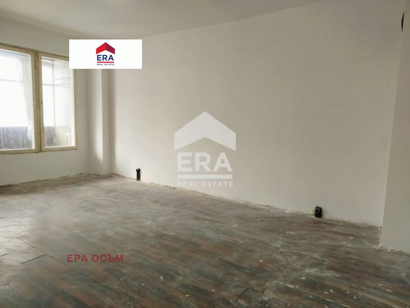 Продава 2-СТАЕН, гр. Ловеч, Широк център, снимка 2 - Апартаменти - 53679947