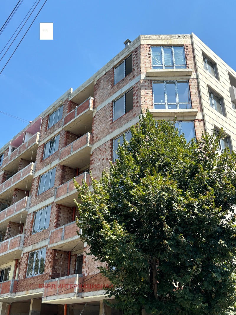 Продава 3-СТАЕН, гр. София, Банишора, снимка 2 - Апартаменти - 53392741