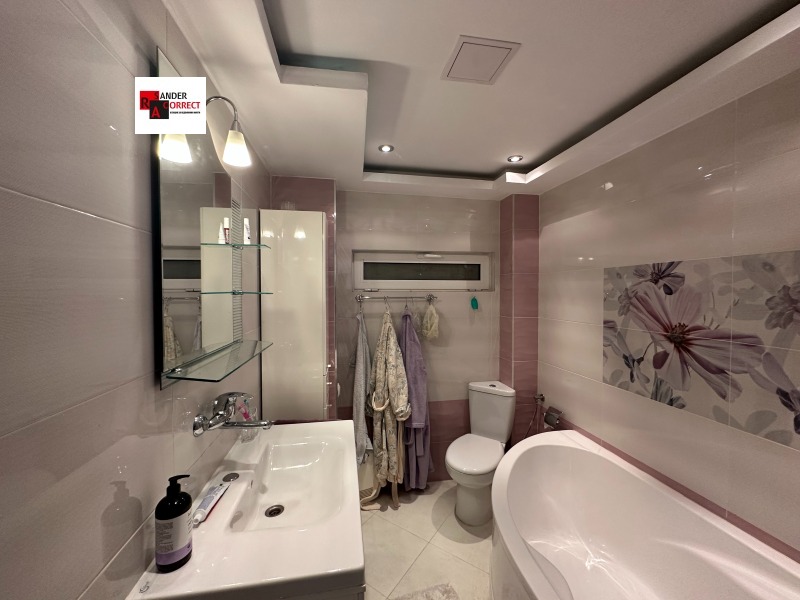 Na sprzedaż  3 sypialnie Sofia , Centar , 180 mkw | 91561177 - obraz [5]