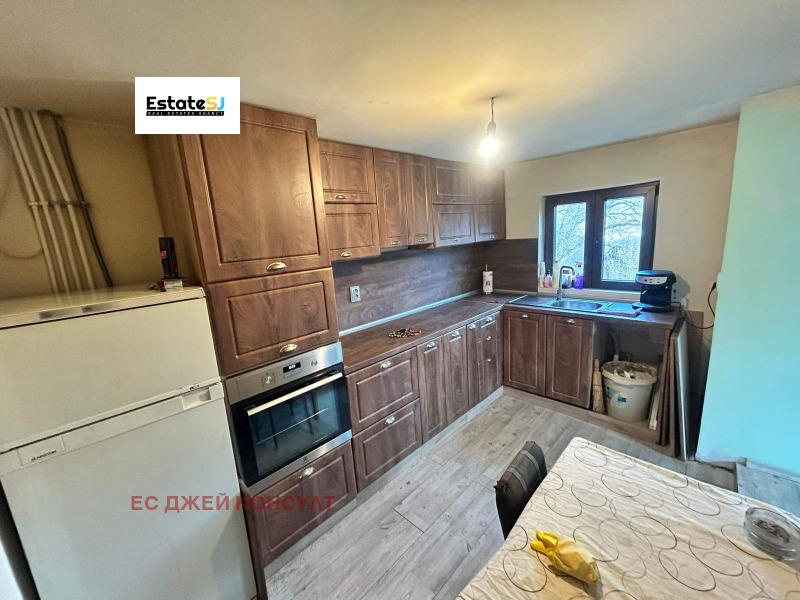 Продава КЪЩА, с. Мрамор, област Перник, снимка 14 - Къщи - 52322675