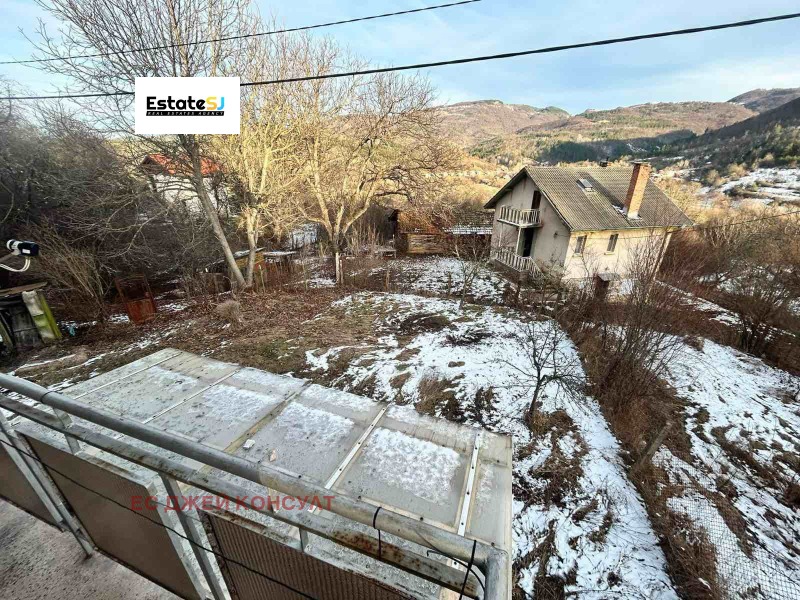 Продава КЪЩА, с. Мрамор, област Перник, снимка 3 - Къщи - 52322675