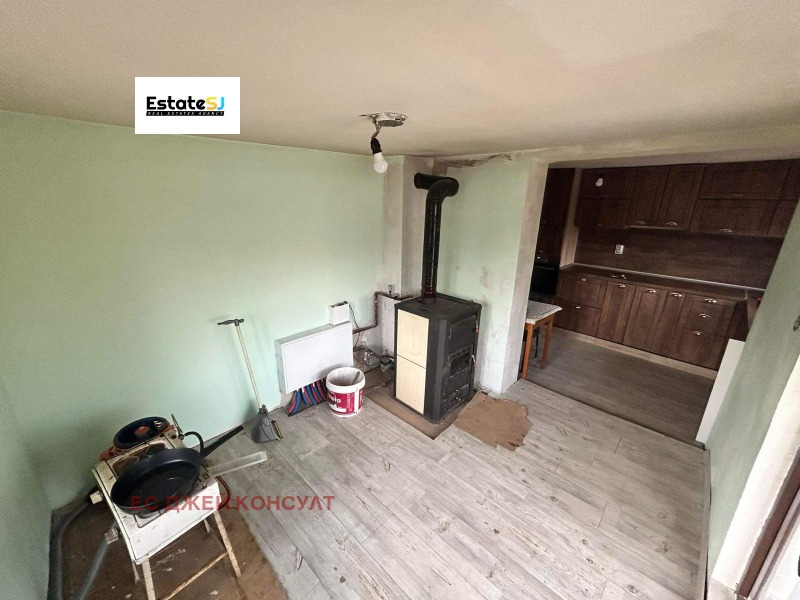 Продава КЪЩА, с. Мрамор, област Перник, снимка 4 - Къщи - 52322675