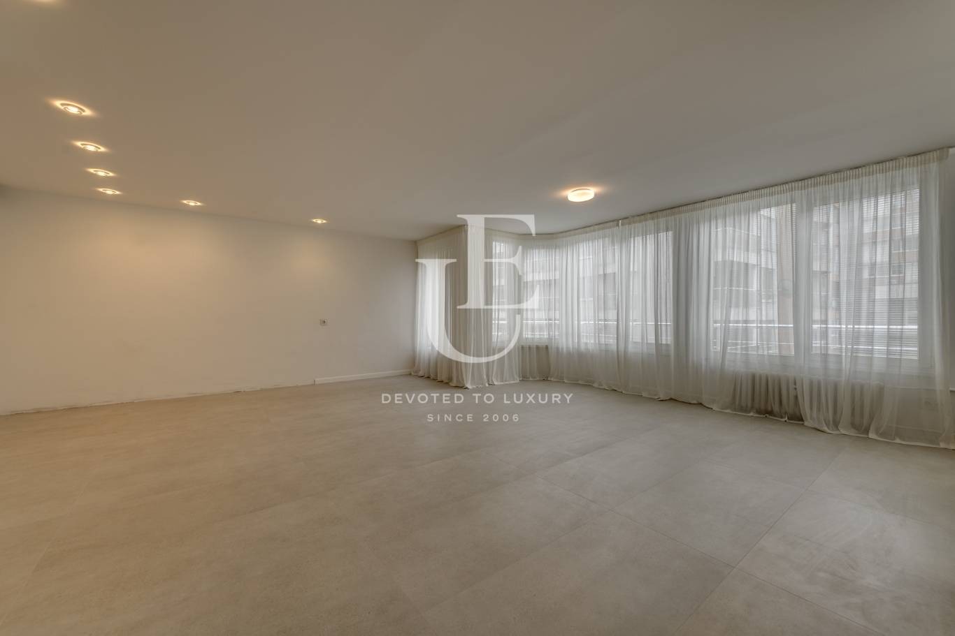 Продава 4-СТАЕН, гр. София, Лозенец, снимка 3 - Апартаменти - 54448744