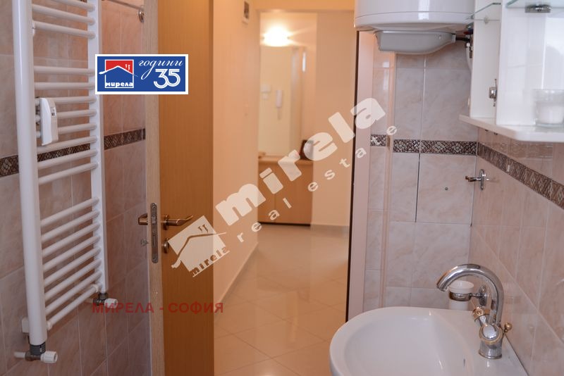 Продава 2-СТАЕН, гр. София, Център, снимка 12 - Апартаменти - 55146367