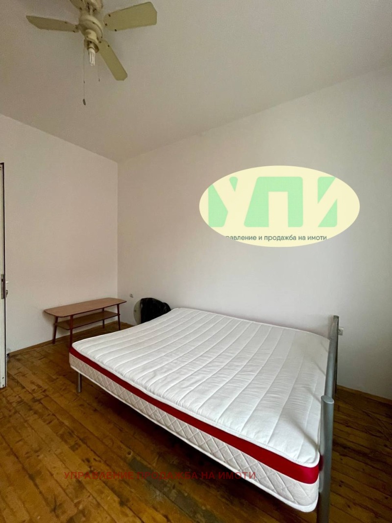 Eladó  2 hálószobás Sofia , Javorov , 74 négyzetméter | 82369925