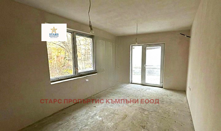 Продава 3-СТАЕН, гр. Варна, Базар Левски