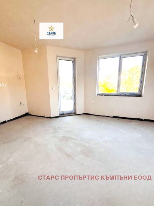 Продава 3-СТАЕН, гр. Варна, Базар Левски, снимка 2 - Апартаменти - 52880371