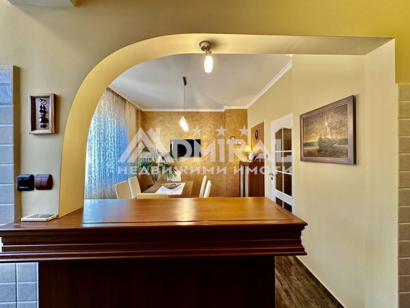 Zu verkaufen  3+ Schlafzimmer Burgas , Zentar , 140 qm | 27849228 - Bild [9]