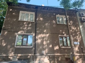 Piso de la casa Shirok tsentar, Ruse 1