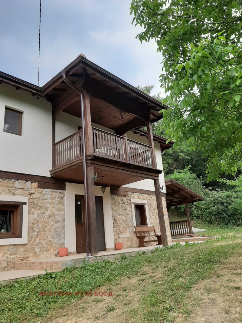 Продава  Къща, област Перник, гр. Трън • 80 000 EUR • ID 28065524 — holmes.bg - [1] 