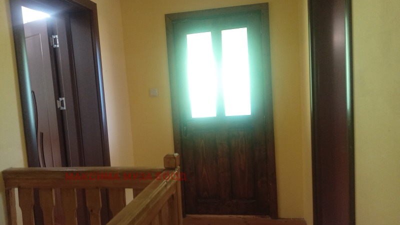 Продава  Къща област Перник , гр. Трън , 132 кв.м | 59075525 - изображение [6]