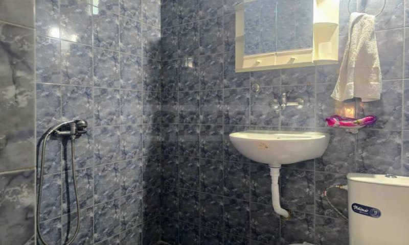 Продава КЪЩА, с. Рибарица, област Ловеч, снимка 9 - Къщи - 52624031