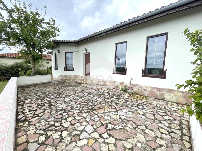 Продава КЪЩА, с. Близнаци, област Варна, снимка 11 - Къщи - 55927268