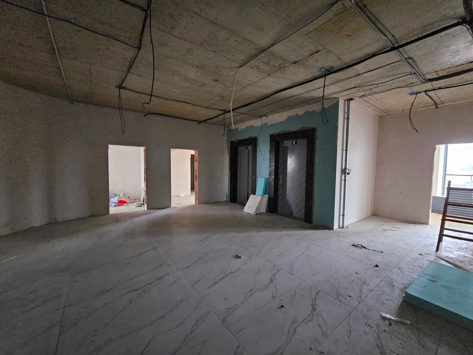 Продава ОФИС, гр. Варна, Гранд Мол, снимка 9 - Офиси - 53173611