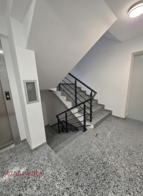 ������� 3-����� | Imot.bg � ����� ������ 8