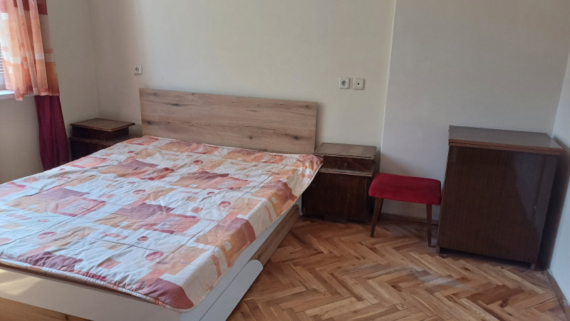 Продава 2-СТАЕН, град София, Център • 265000 € / 518294.95 лв. • 88556543 1