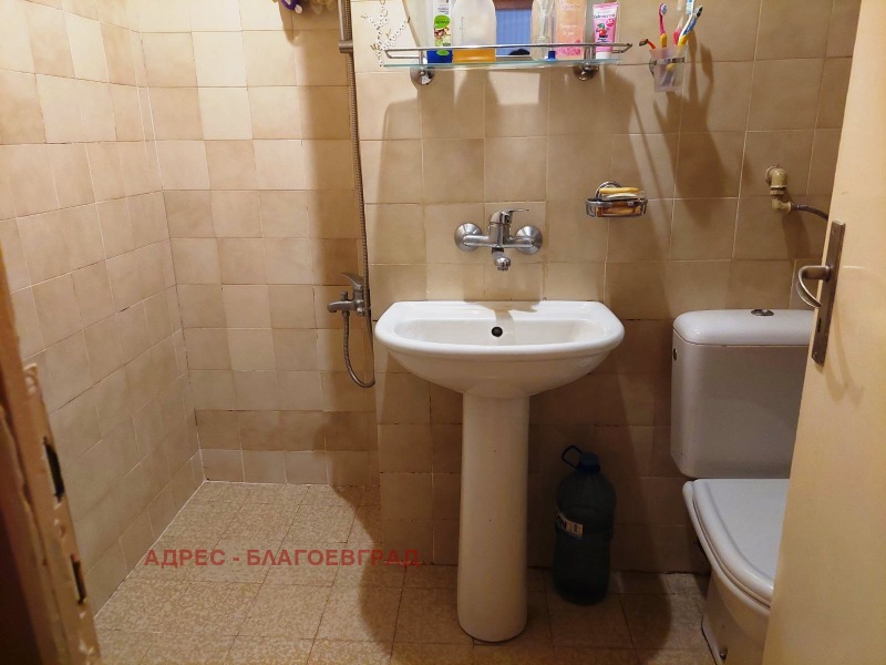 Продава 2-СТАЕН, гр. Благоевград, Струмско, снимка 14 - Апартаменти - 52709087