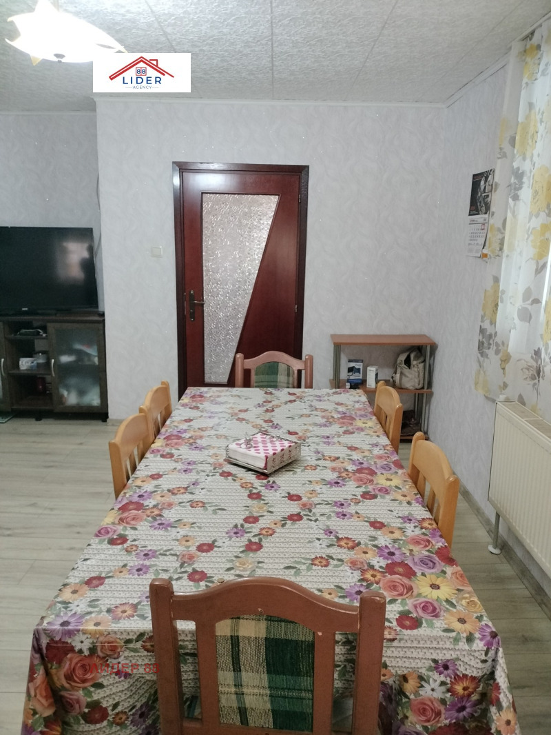 Продава КЪЩА, с. Ясен, област Плевен, снимка 14 - Къщи - 49568402