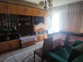 1 slaapkamer Vladislav Varnentsjik 1, Varna