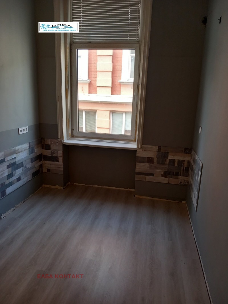 Na sprzedaż  Biuro Sofia , Centar , 600 mkw | 90080152 - obraz [9]