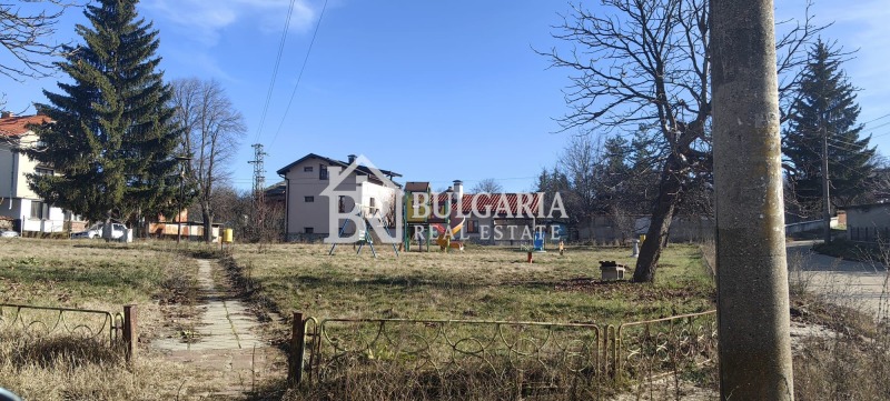 Продава КЪЩА, с. Горни Окол, област София област, снимка 6 - Къщи - 53292398