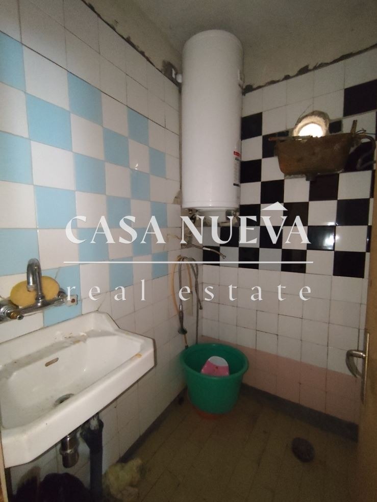 Продава КЪЩА, с. Реяновци, област Перник, снимка 17 - Къщи - 54259231