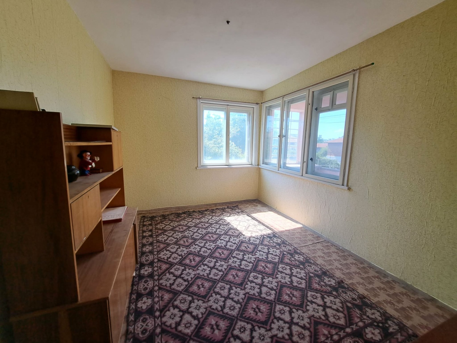 Продава ЕТАЖ ОТ КЪЩА, гр. Ямбол, Генерал Заимов, снимка 4 - Етаж от къща - 55144953