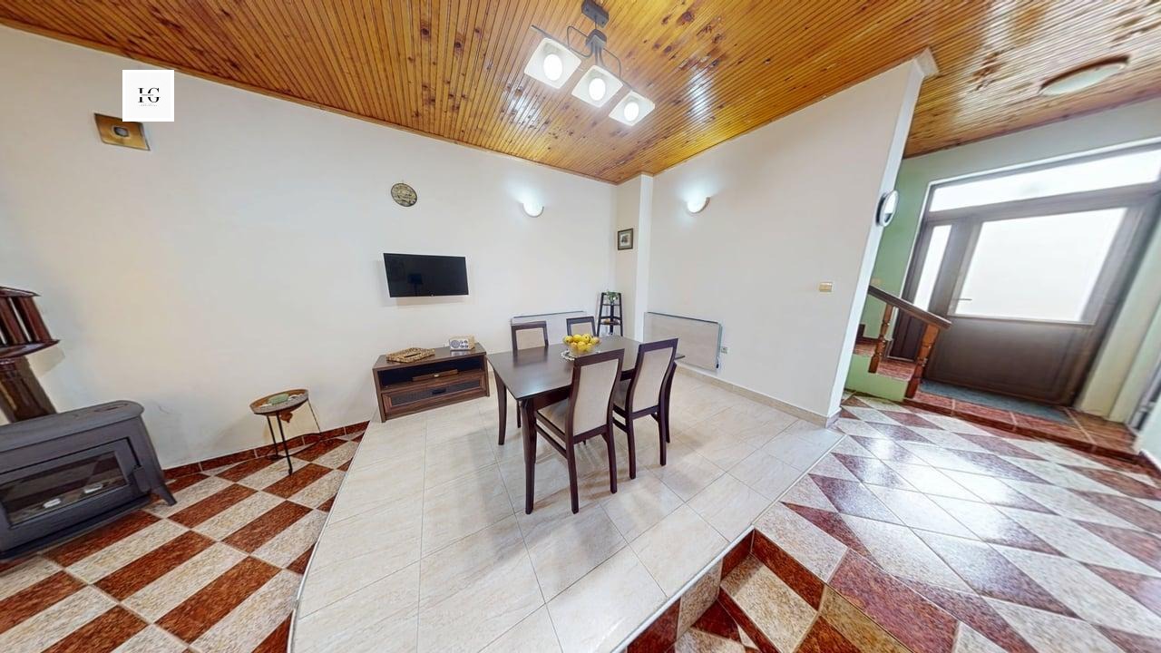 Продава КЪЩА, с. Порой, област Бургас, снимка 2 - Къщи - 53765728