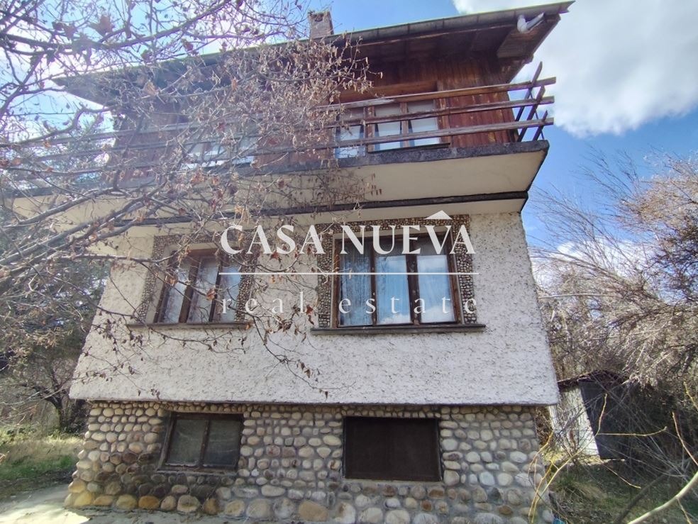 Продава КЪЩА, с. Реяновци, област Перник