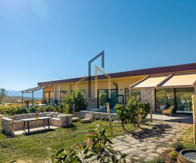 Продава Къща