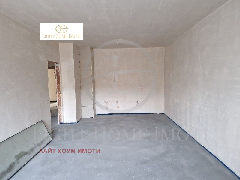 En venta  1 dormitorio Plovdiv , Jristo Smirnenski , 71 metros cuadrados | 70361847 - imagen [8]
