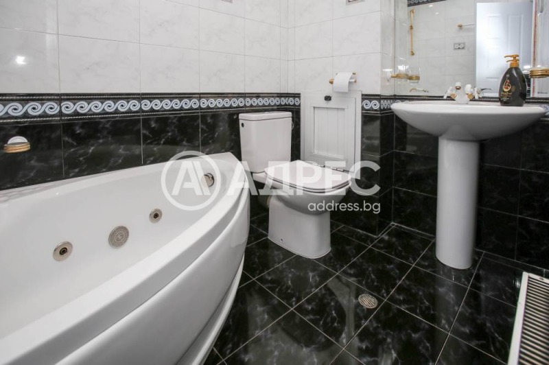 Продава  3+ slaapkamer Sofia , Belite brezi , 211 кв.м | 76342383 - изображение [17]