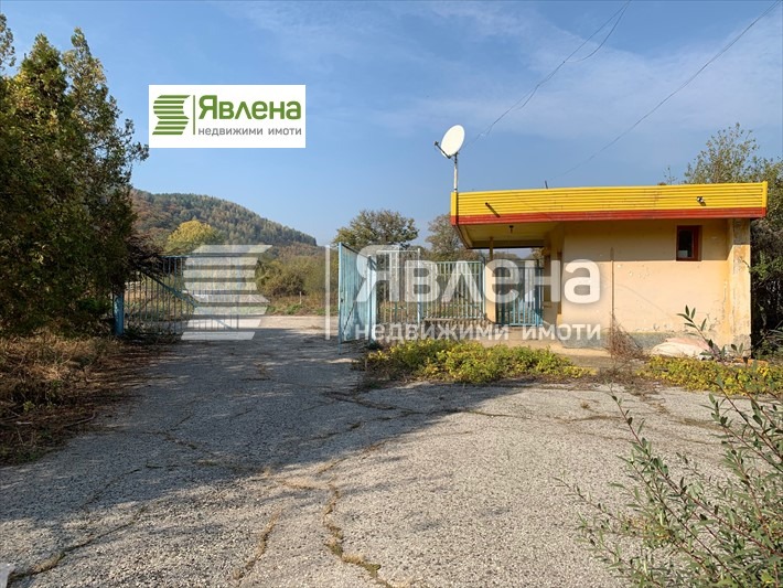 Zu verkaufen  Industriegebäude region Sofia , Wratschesch , 3230 qm | 43190574